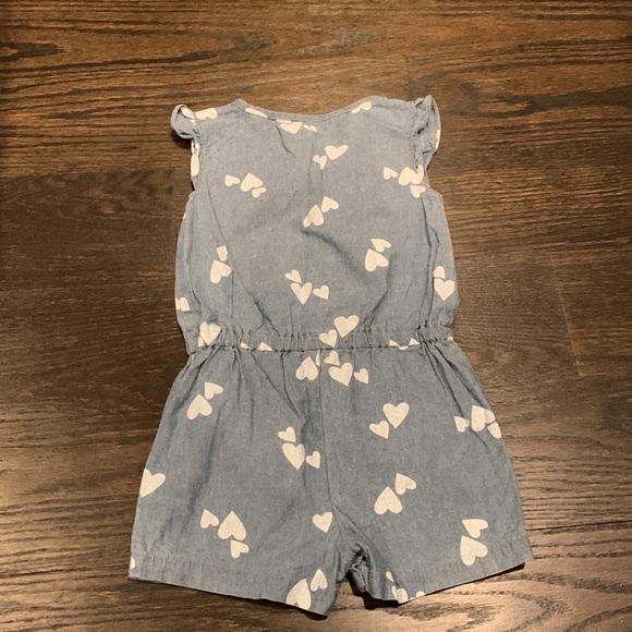 Carters romper - Picture 3 of 3